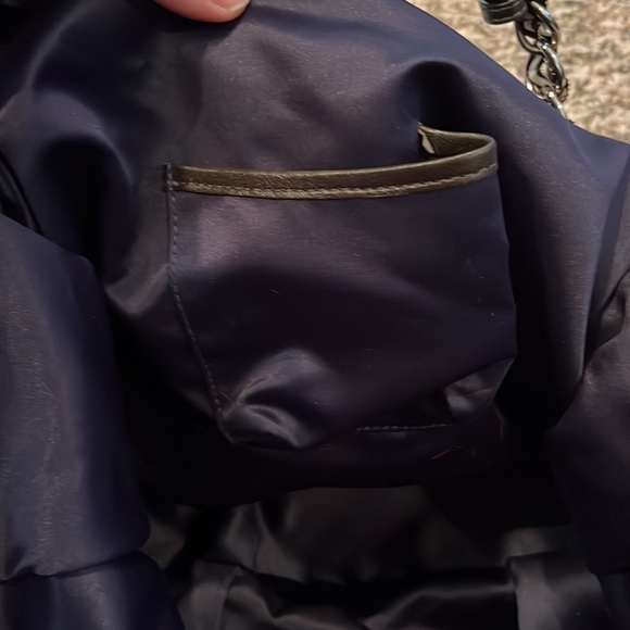 Henri Bendel bag - Picture 8 of 13